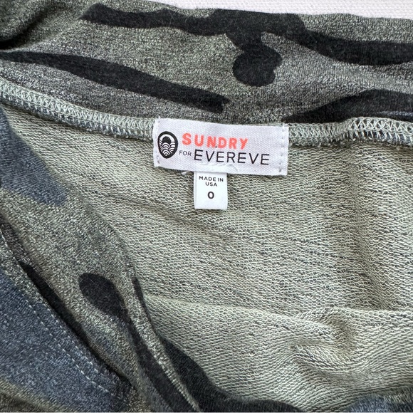 Sundry For Evereve Camo Saturday Mini-midi Skirt Size 0 - Picture 5 of 7